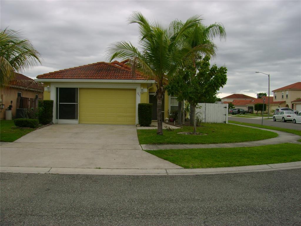 Property Photo:  267 Tuscany Pointe Avenue  FL 32807 