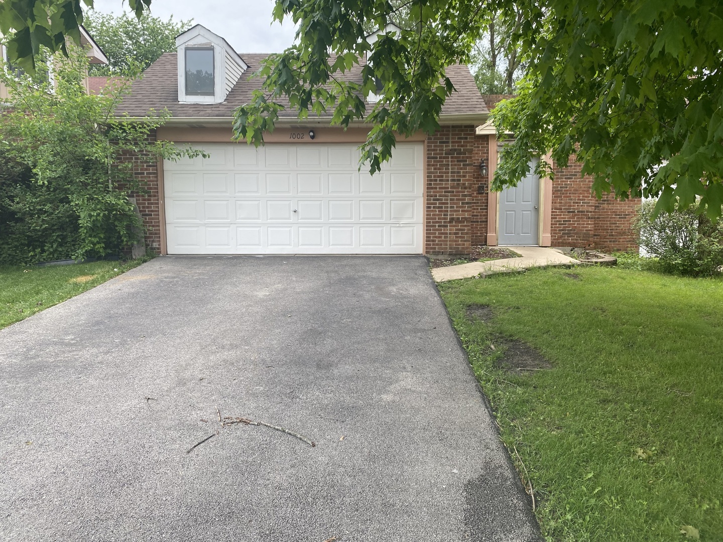 Property Photo: 1002 Pheasant Run Lane 0 IL 60504