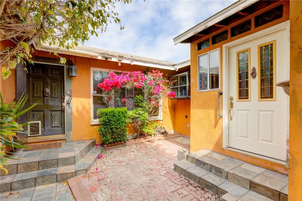 Property Photo:  21929 Ocean Avenue  CA 90503 