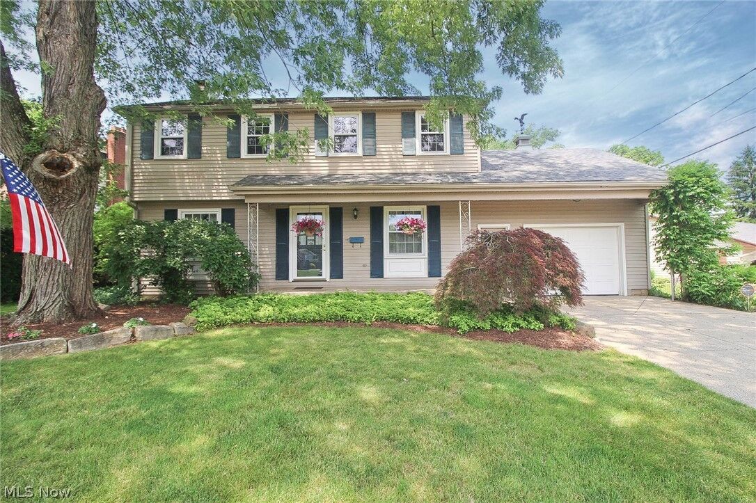 Property Photo: 4432 Barrington Drive OH 44515