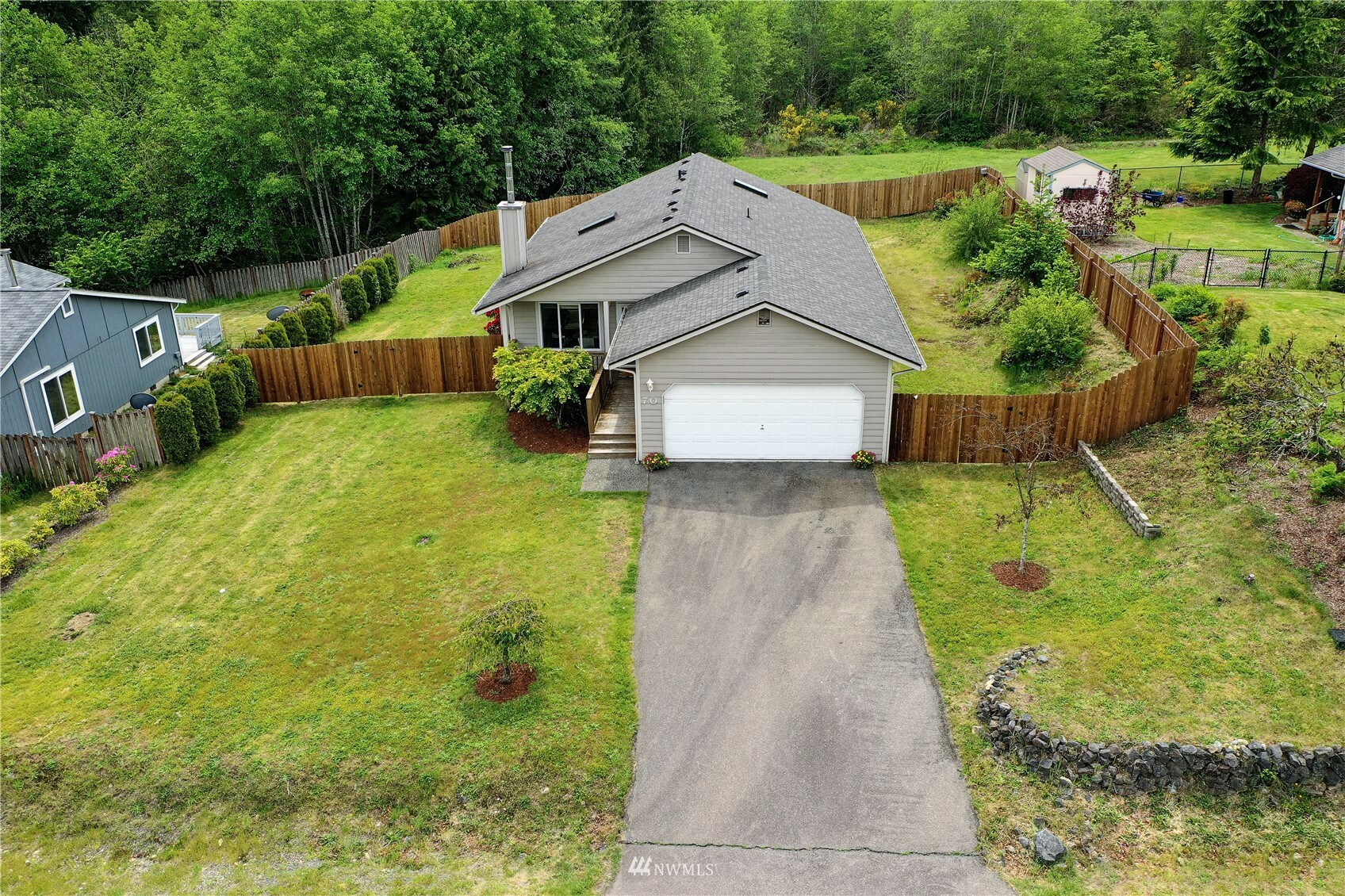 Property Photo:  70 NE Laurel Road  WA 98528 