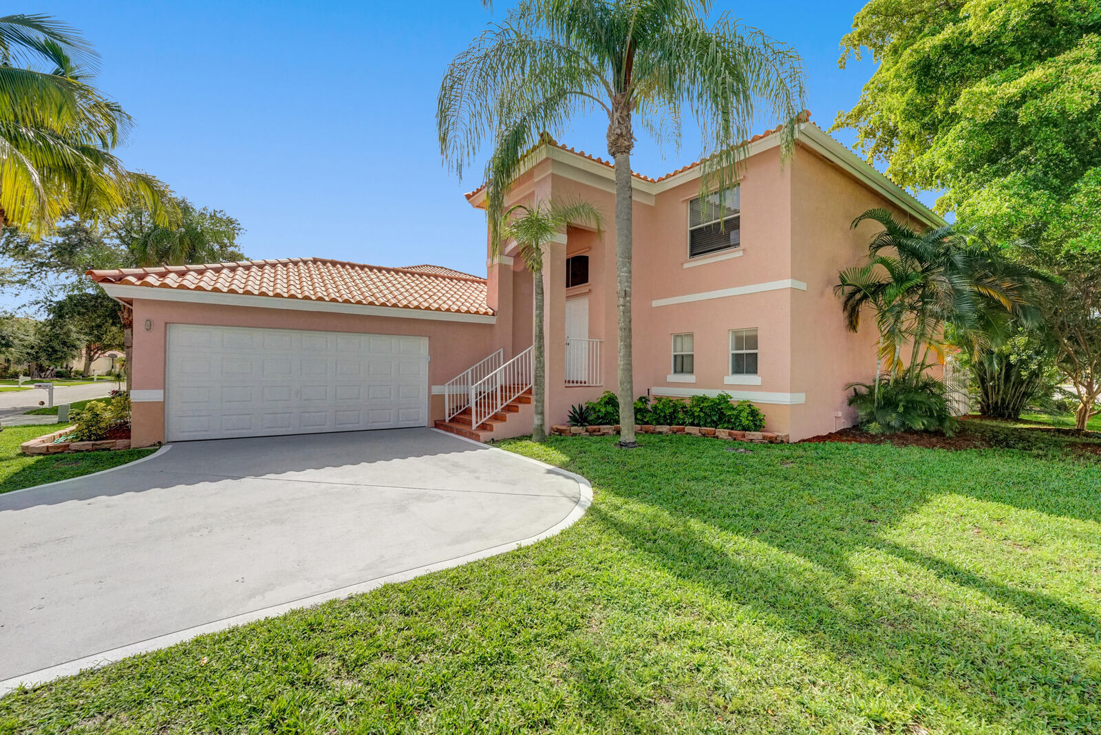 Property Photo: 6602 Geneva Street FL 33467