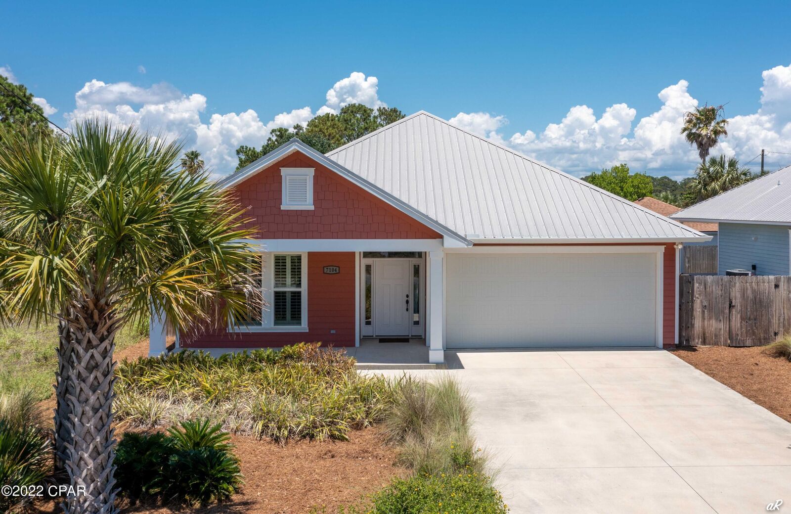 Property Photo: 7104 Sunset Avenue FL 32408