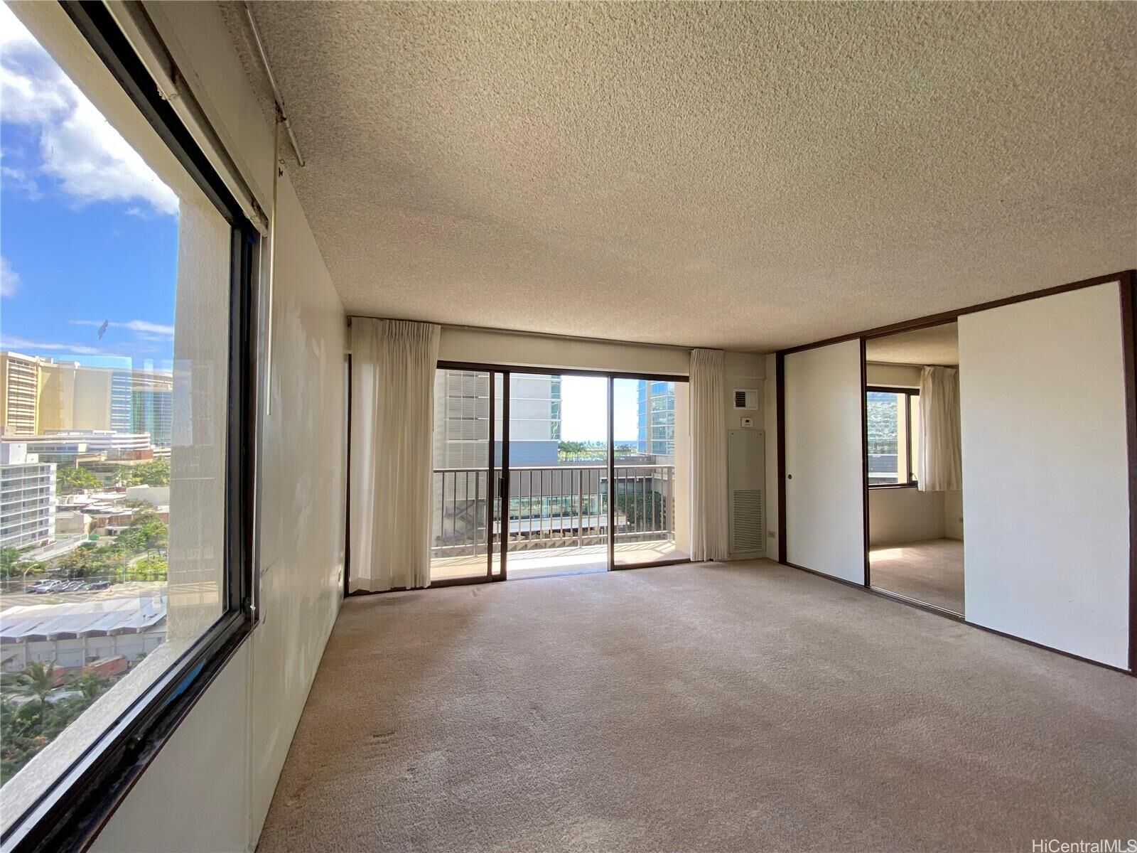 Property Photo:  2140 Kuhio Avenue 1002  HI 96815 