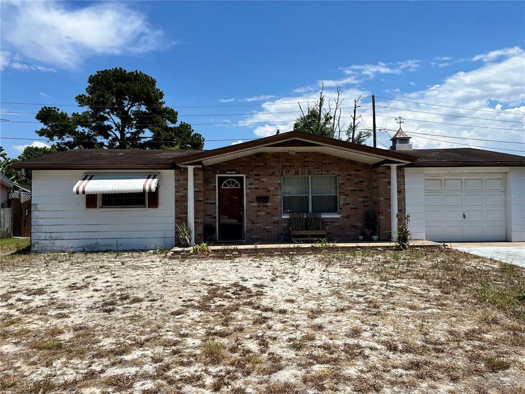 Property Photo:  3404 Devonshire Drive  FL 34691 