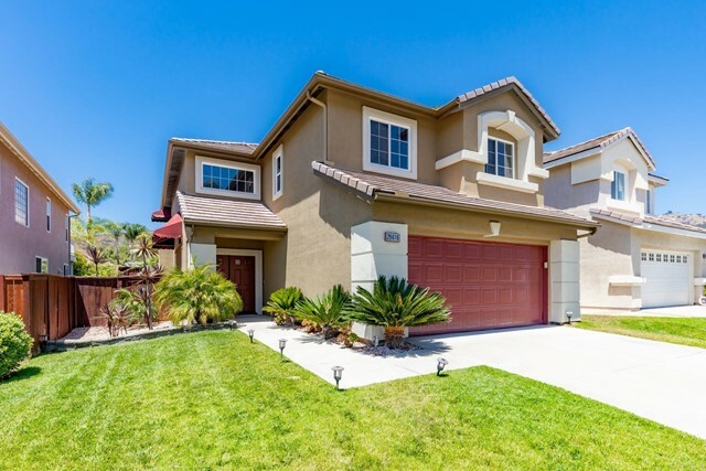 Property Photo:  29610 Gracilior Drive  CA 92026 