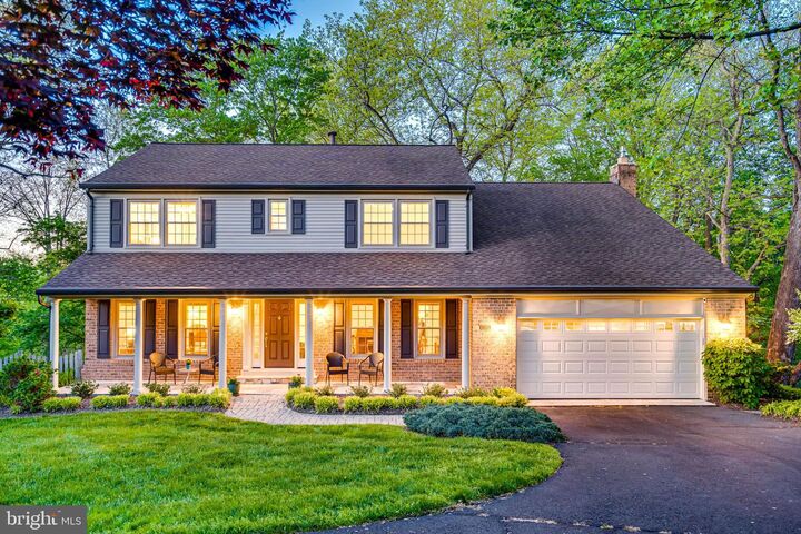 1372 Carpers Farm Way  Vienna VA 22182 photo