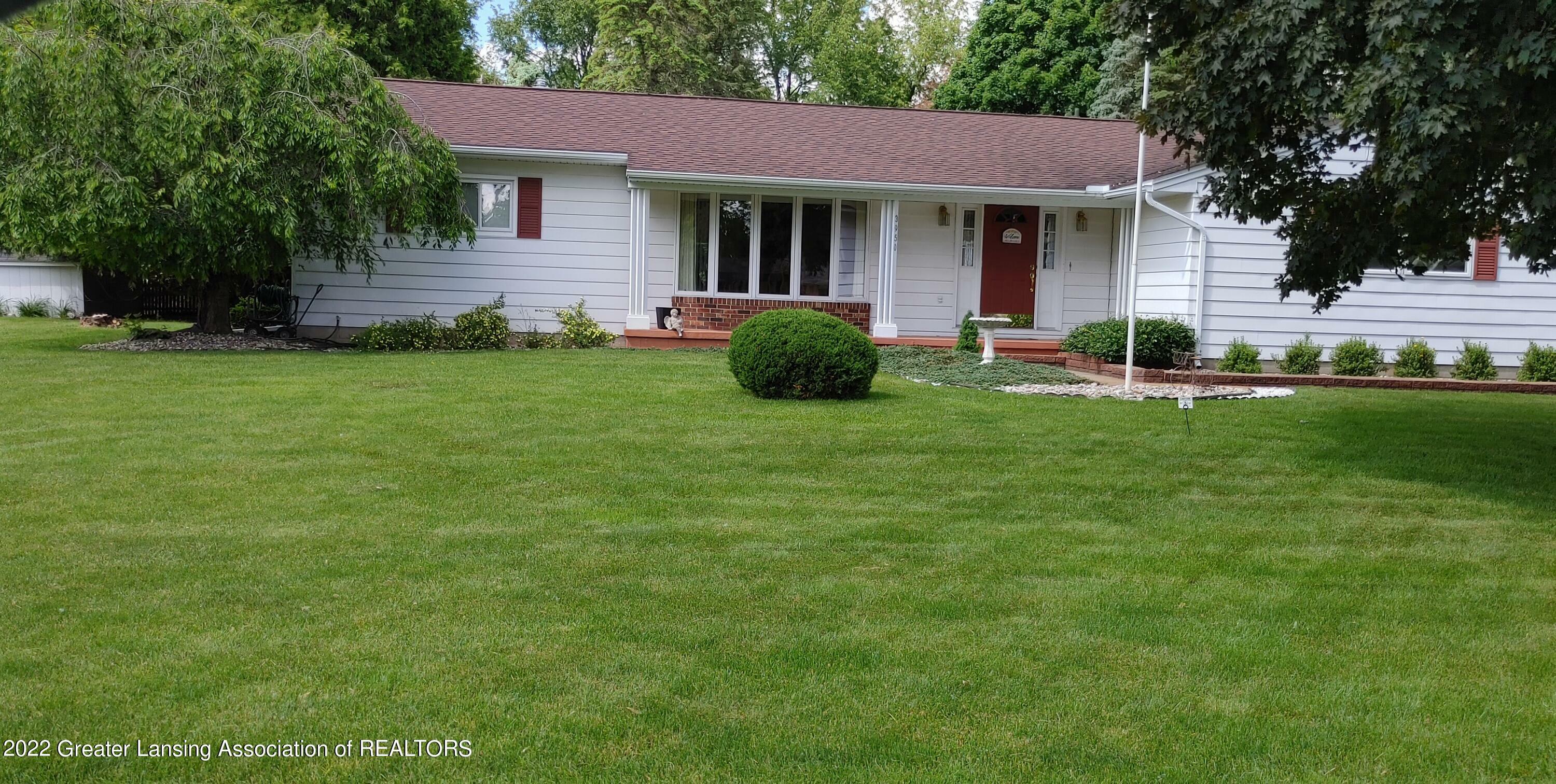 Property Photo:  3950 Prairie Lane  MI 48820 