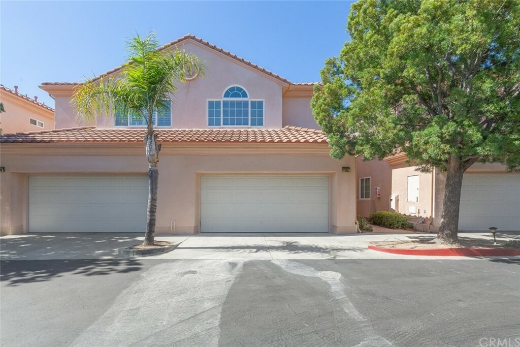 Property Photo:  41853 Saint Thomas Court  CA 92591 