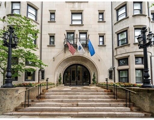 Property Photo: 416 Commonwealth Ave 617 MA 02215