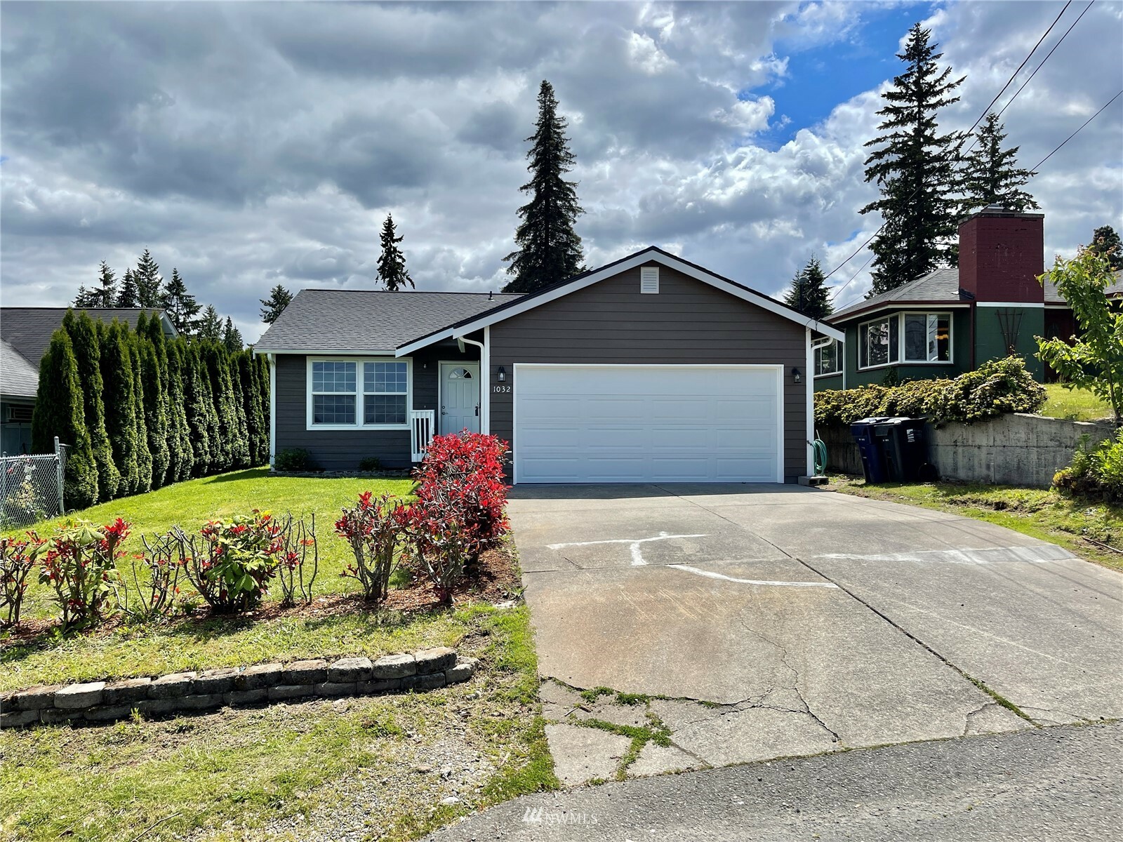 Property Photo:  1032 E 44th Street  WA 98404 