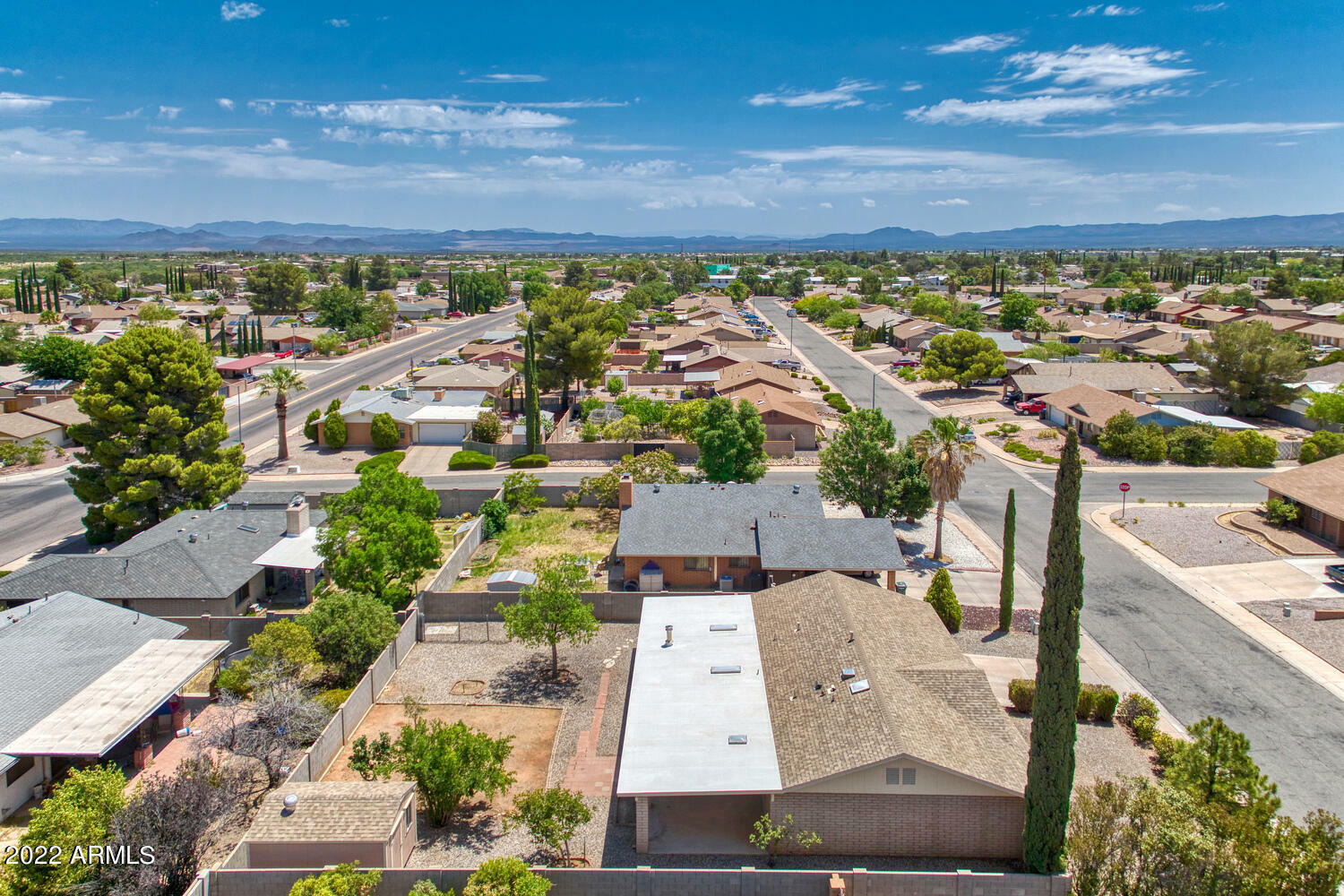Property Photo: 1131 Acacia Drive AZ 85635