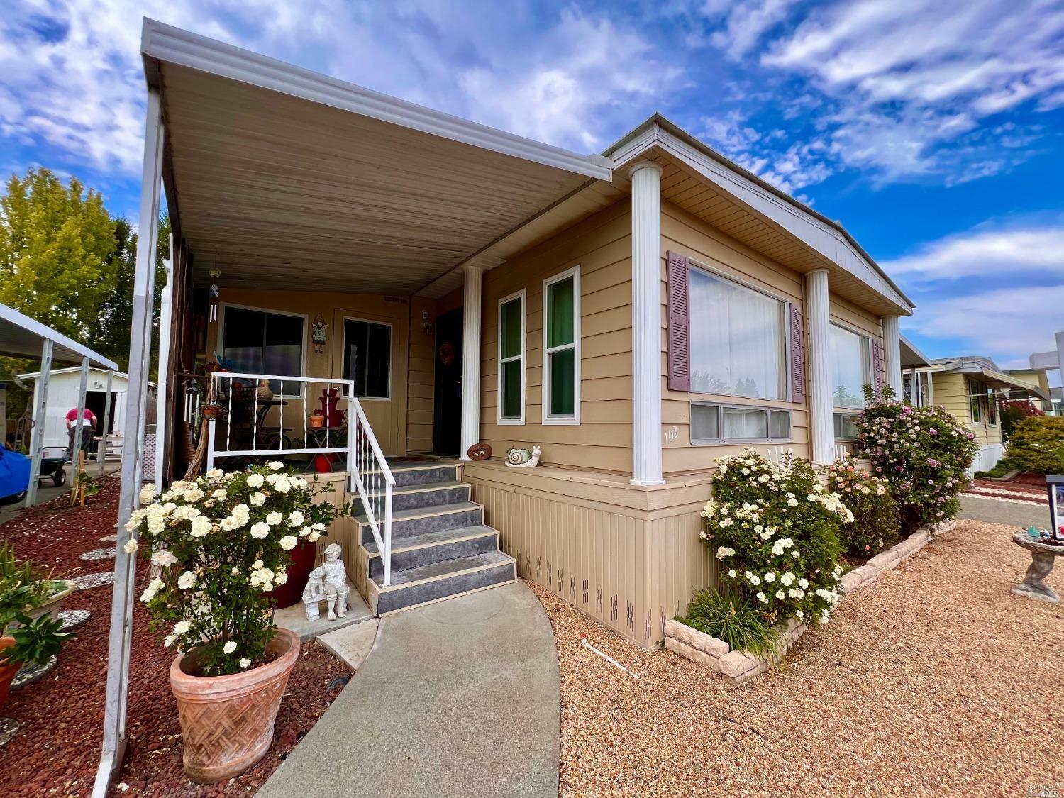 Property Photo: 103 Winchester Drive CA 95401