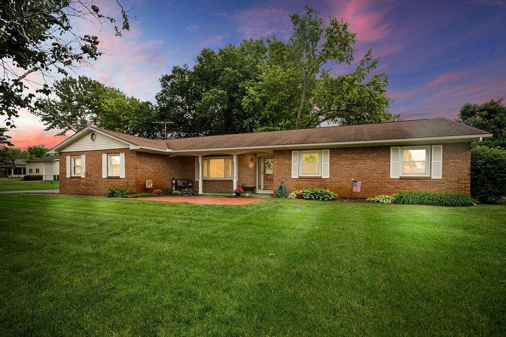 Property Photo:  6211 Wingfoot Court  OH 43123 