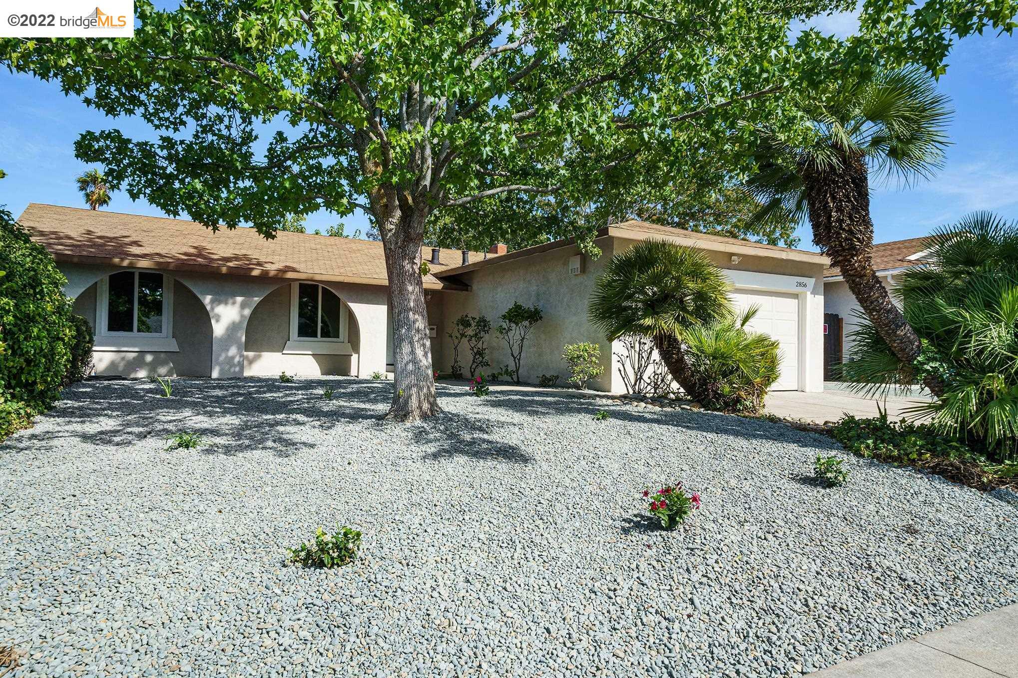 Property Photo: