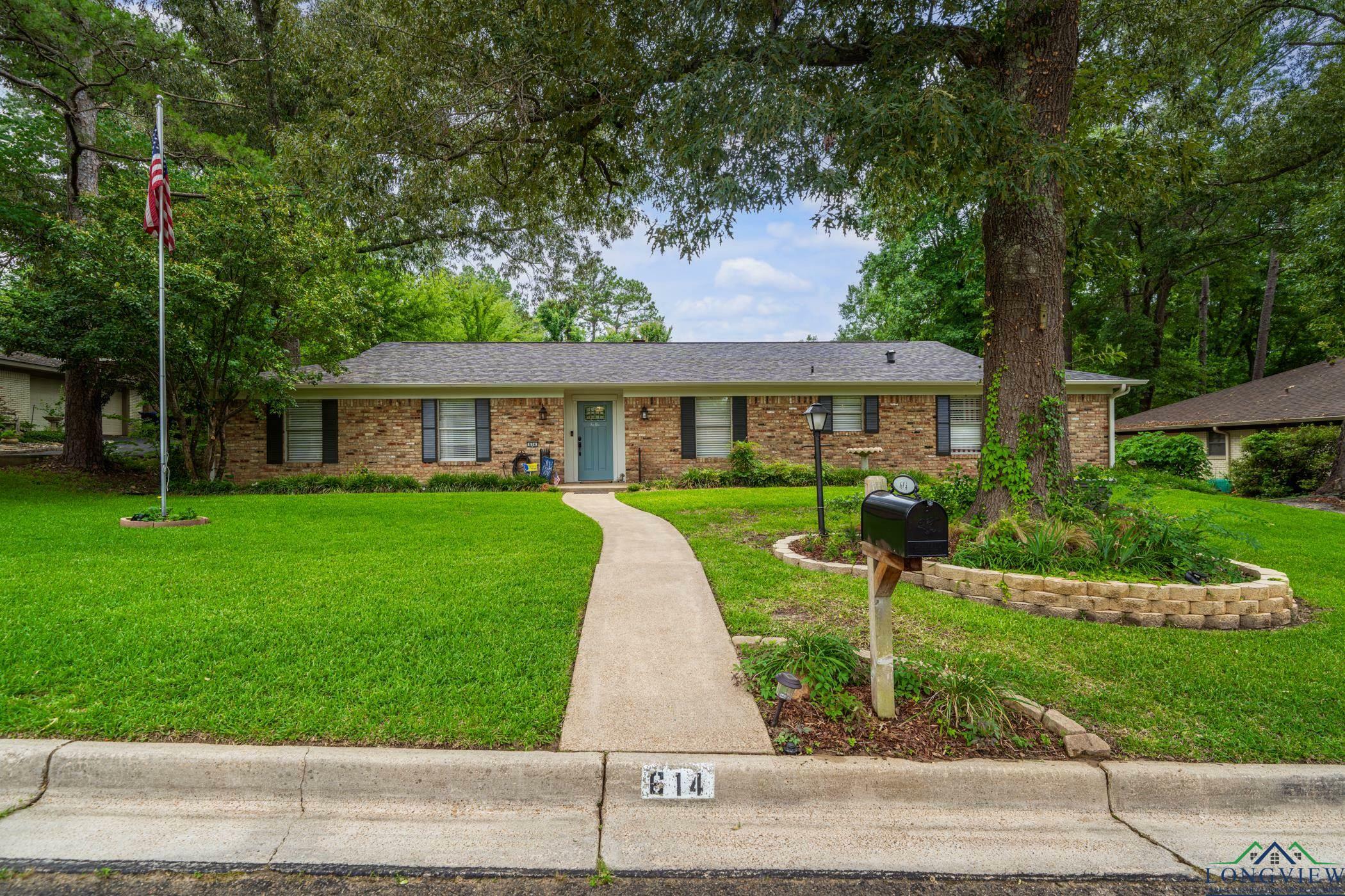 614 Cynthia St.  Longview TX 75605 photo