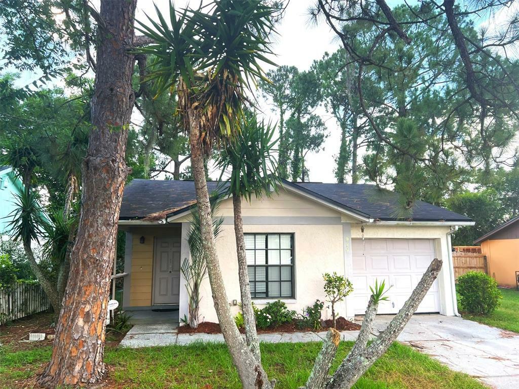 Property Photo:  920 Whisper Lake Drive  FL 33880 