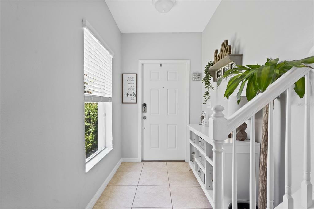 Property Photo: 1828 Hawks View Drive FL 33570