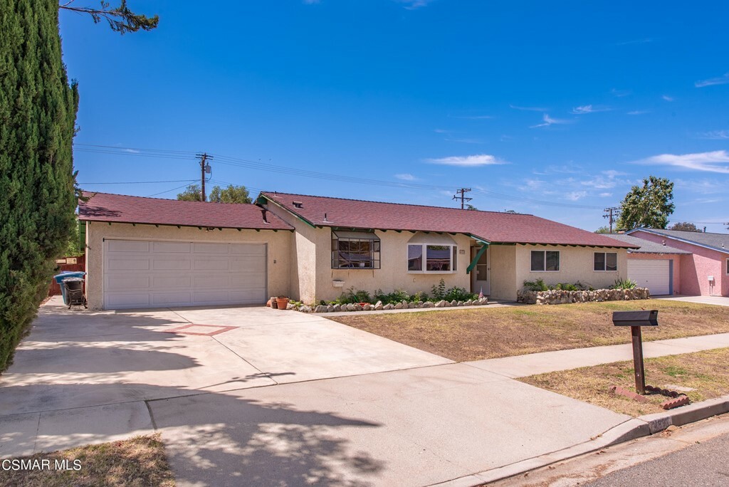 Property Photo:  4830 Beaumont Street  CA 93063 