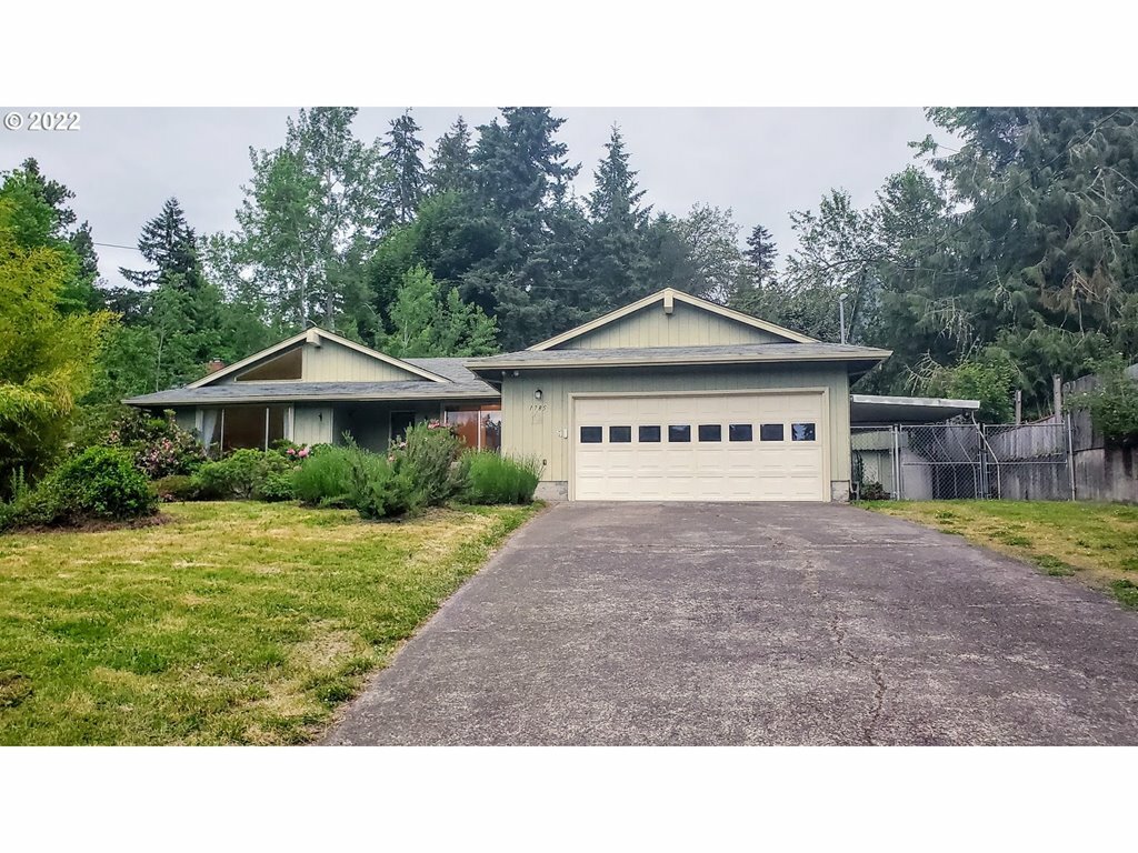 Property Photo:  1785 Lorane Hwy  OR 97405 