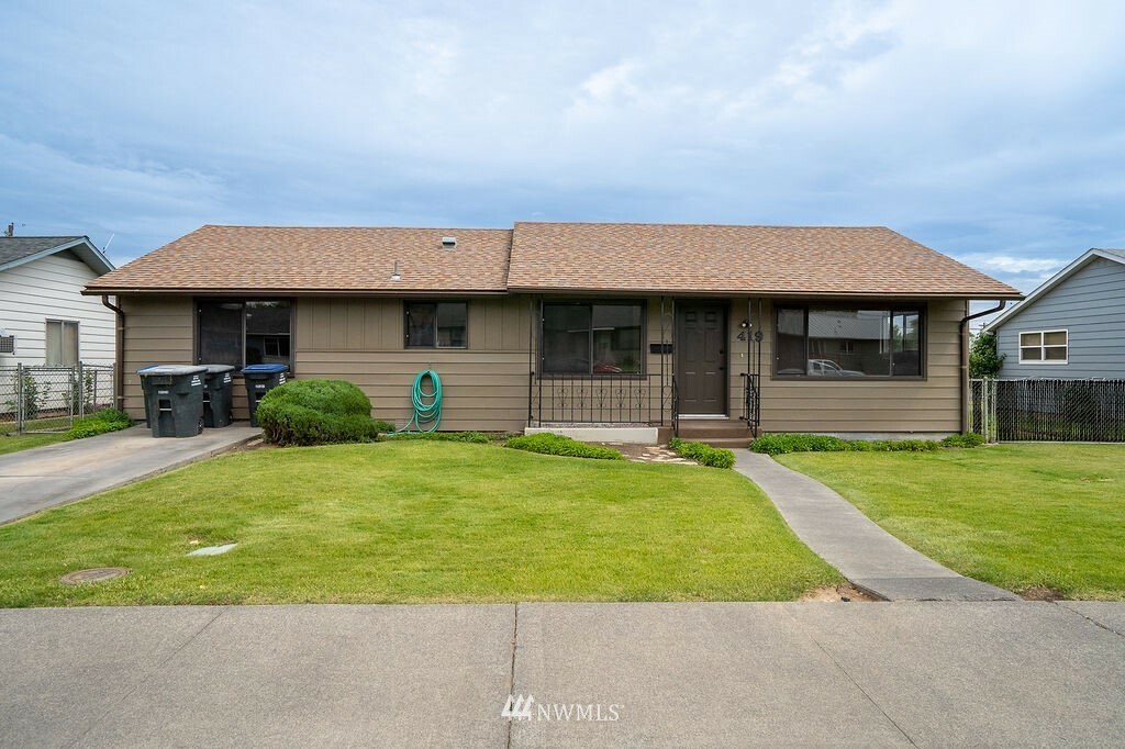 419 N Clark Road  Moses Lake WA 98837 photo