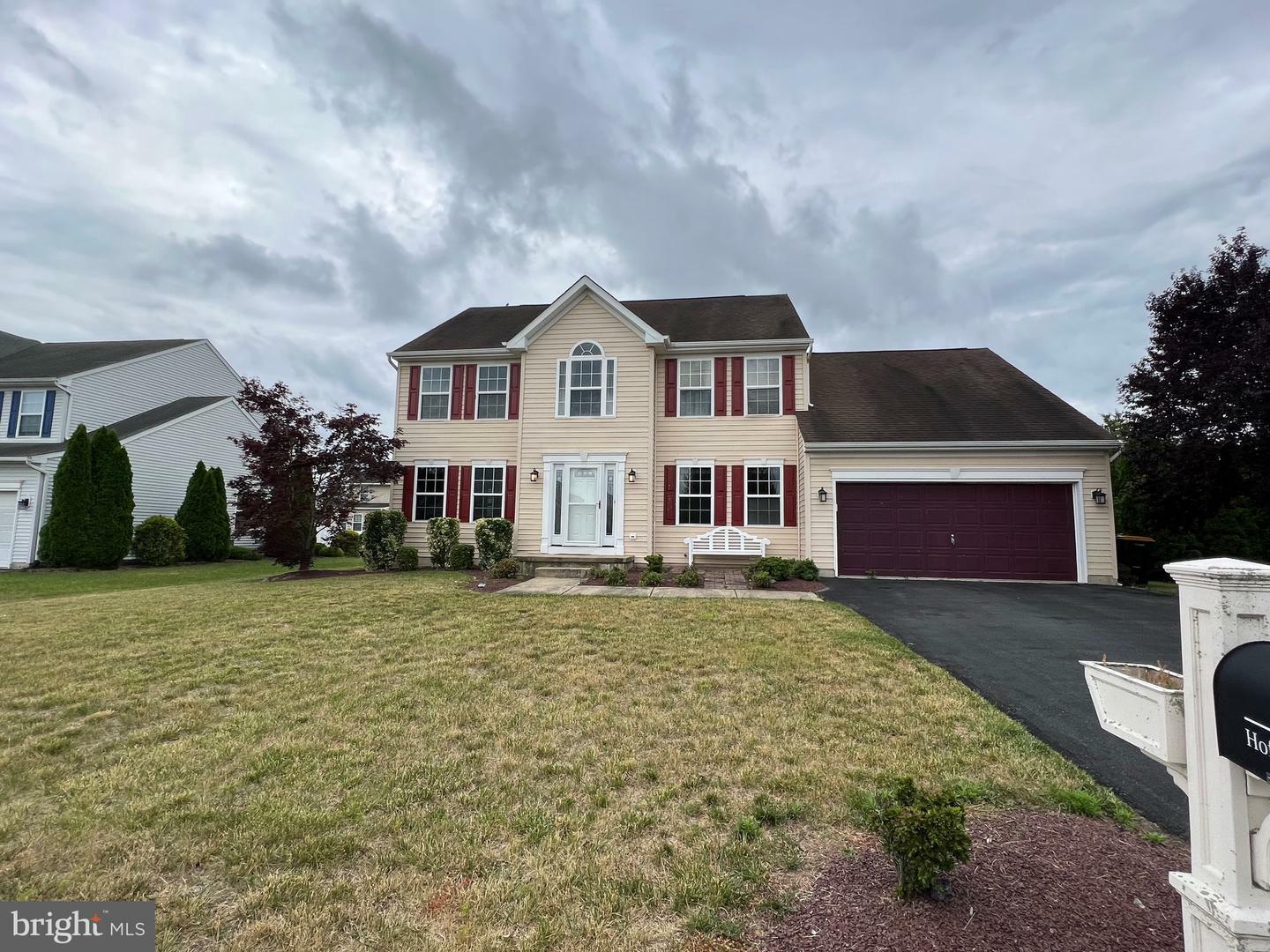 Property Photo: 742 Hoffeckers Mill Drive DE 19977