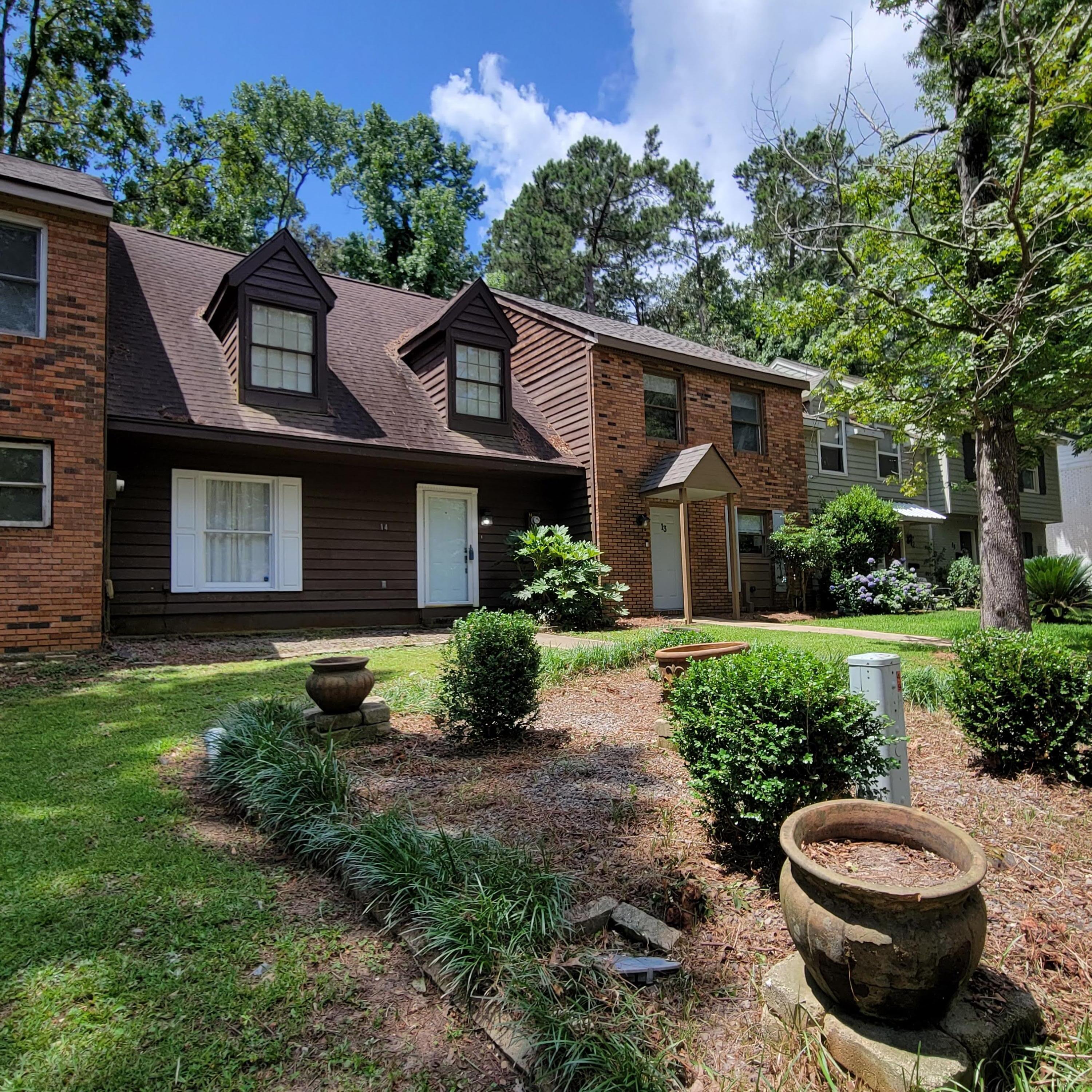 Property Photo: 14 Hickory Knoll MS 39402