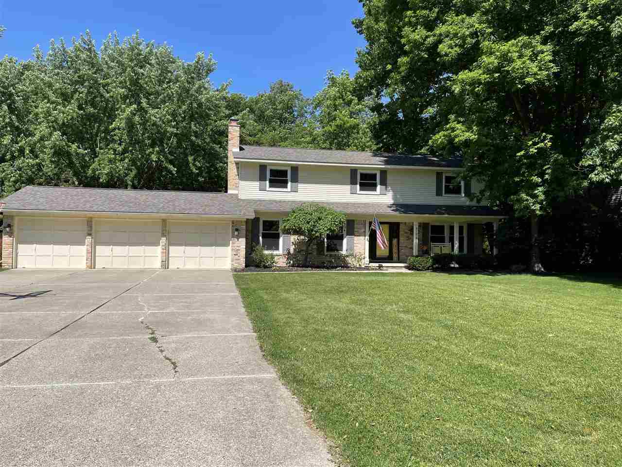 Property Photo: 6196 Kings Shire Rd MI 48439