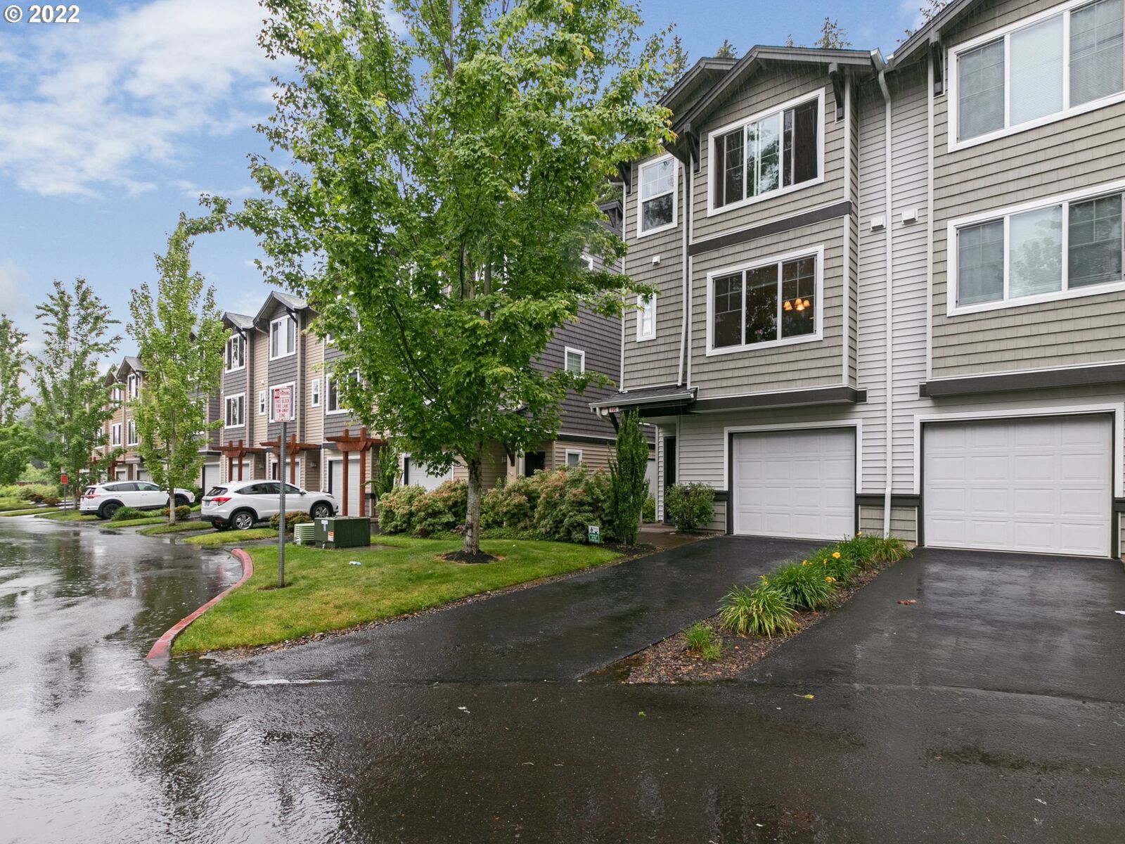 Property Photo:  10579 NE Cedar Falls Loop  OR 97006 