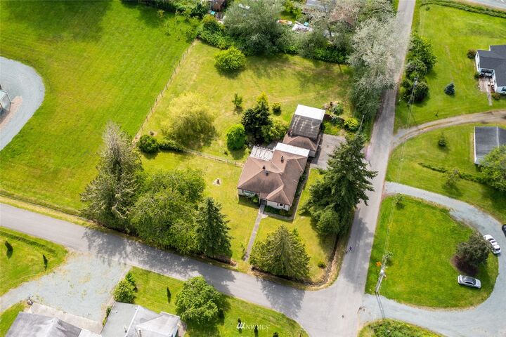 Property Photo: 12840 Maple Avenue WA 98273