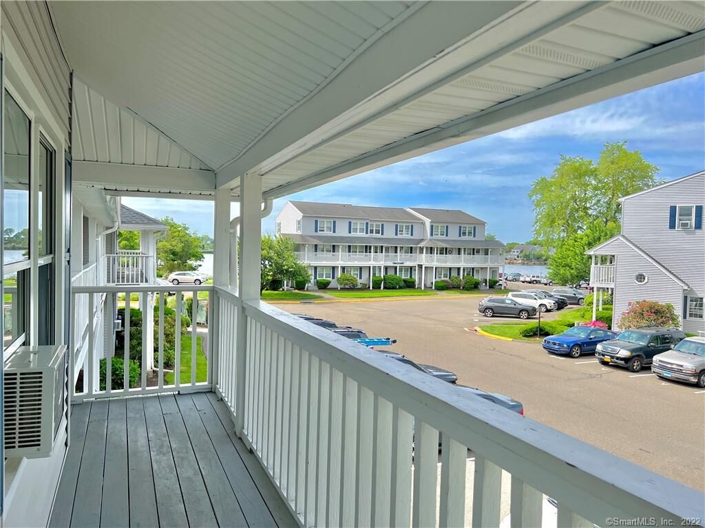 Property Photo:  150 Beachview Avenue 306  CT 06605 