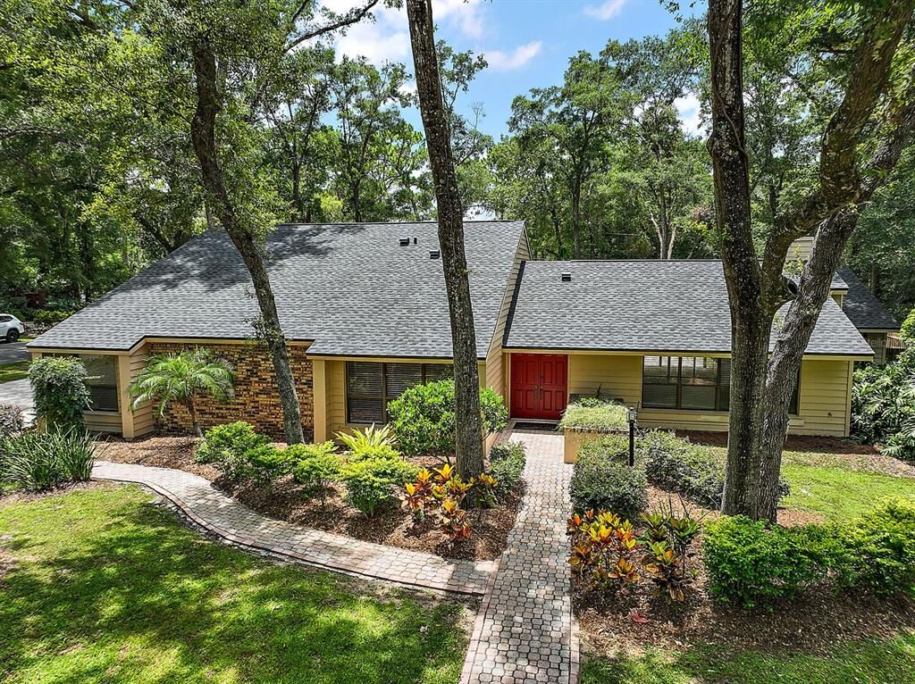Property Photo:  504 Whispering Oak Lane  FL 32712 