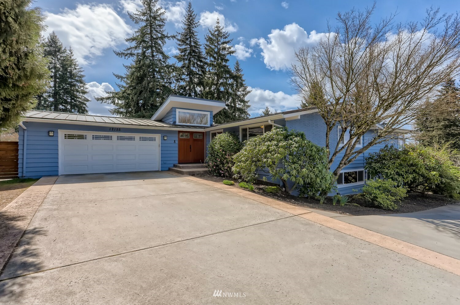 Property Photo:  12155 SE 23rd Street  WA 98005 