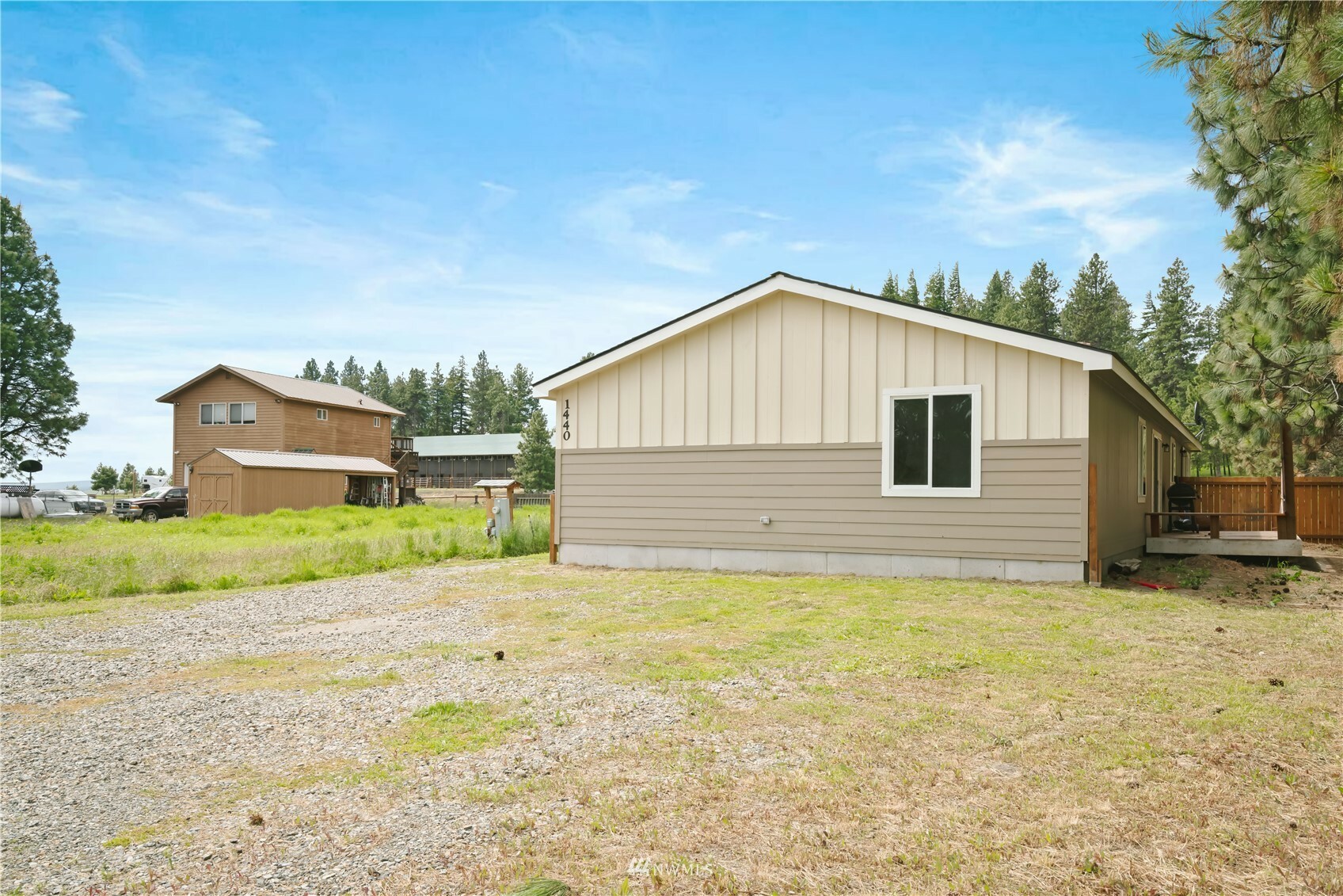 Property Photo:  1440 Sunlight Drive  WA 98922 