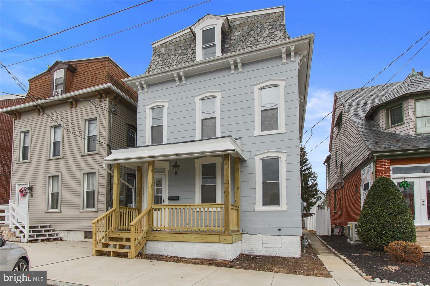 Property Photo:  123 N 4th Street  PA 17368 