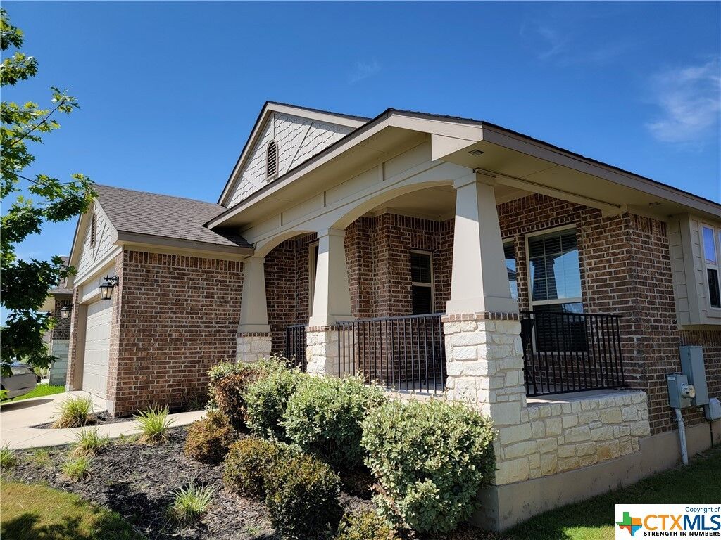 Property Photo:  132 Mount Ellen Street  TX 78634 
