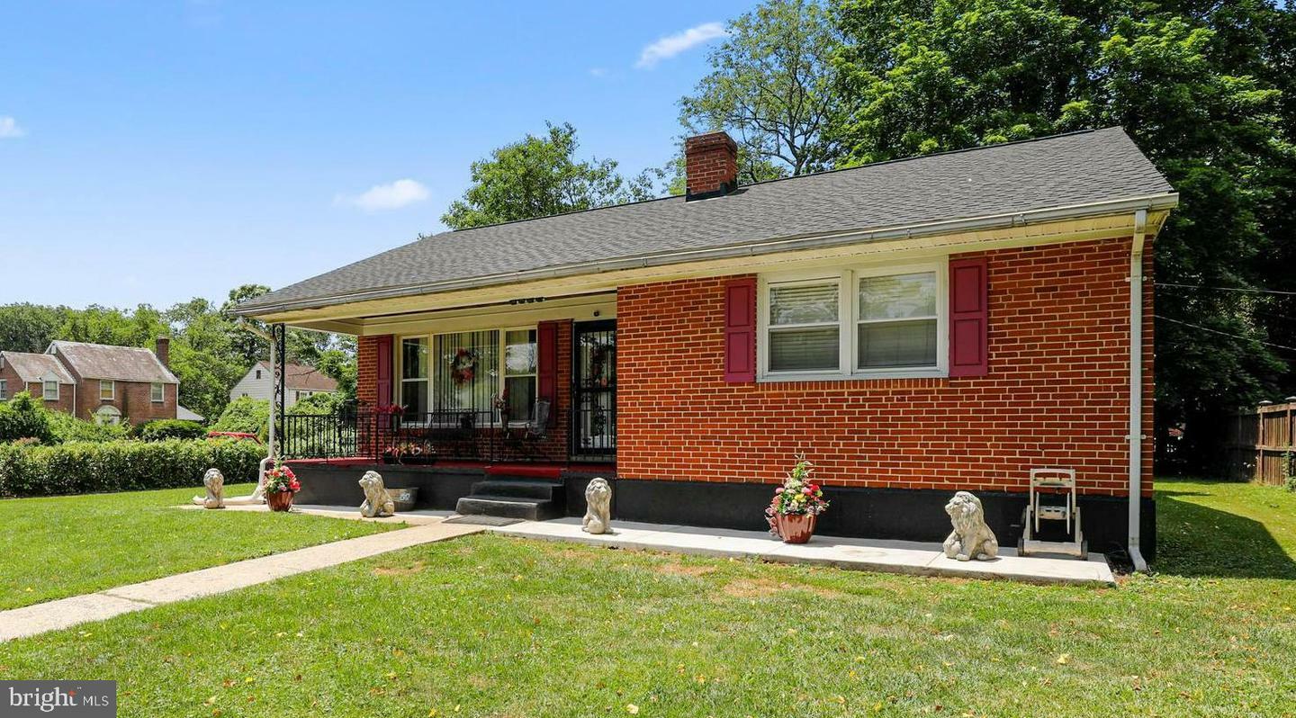 Property Photo: 600 Farmhurst Road MD 21208