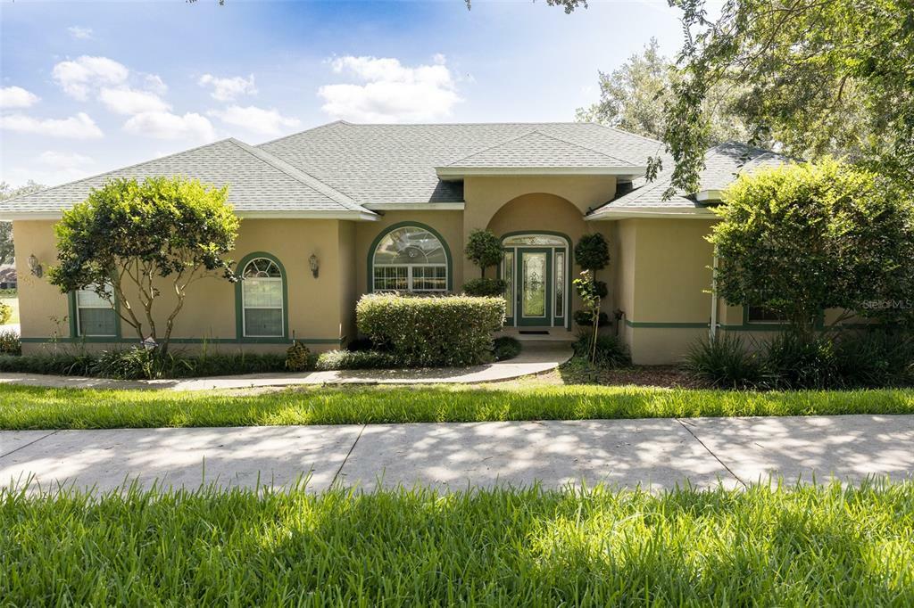 Property Photo:  8611 Spyglass Loop  FL 34711 