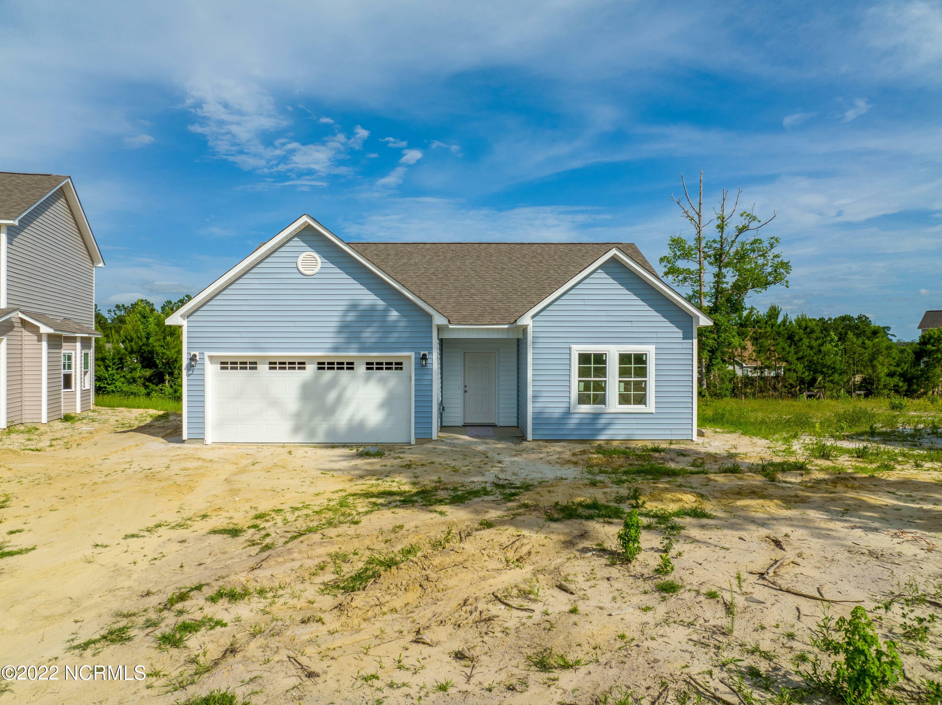 Property Photo:  104 Shagbark Court  NC 28546 