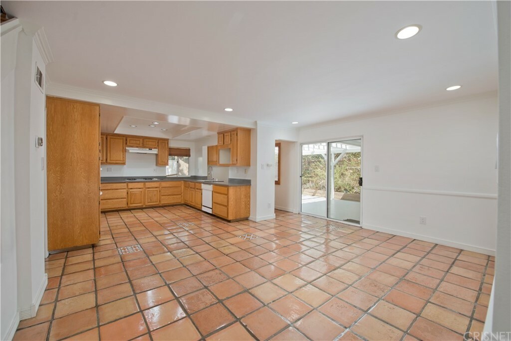 Property Photo:  10355 Glade Avenue  CA 91311 