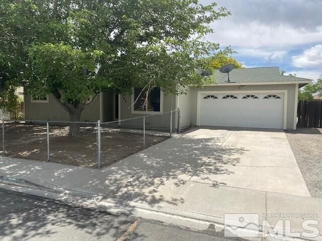Property Photo:  761 C St  NV 89408-8568 