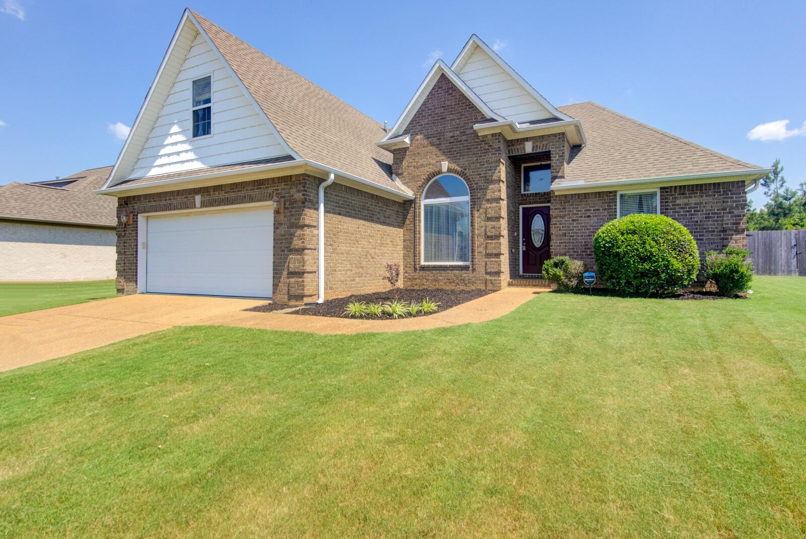 Property Photo:  89 Small Oak Drive  TN 38343 