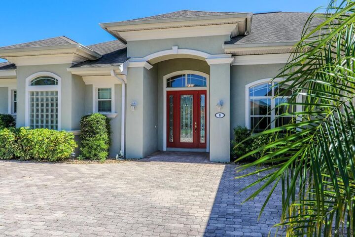 Property Photo:  6 Chestnut Court  FL 32137 