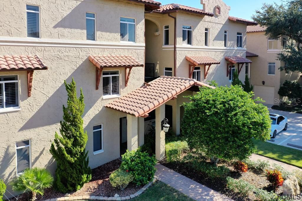 Property Photo:  112 Club House Drive 102  FL 32137 