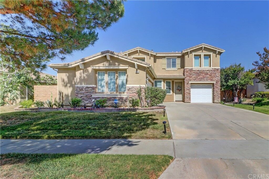 Property Photo:  4077 Inverness Drive  CA 92883 