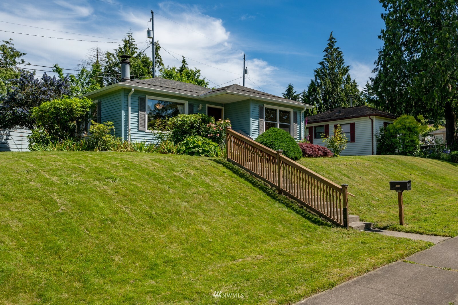 Property Photo:  7243 S 125th Street  WA 98178 