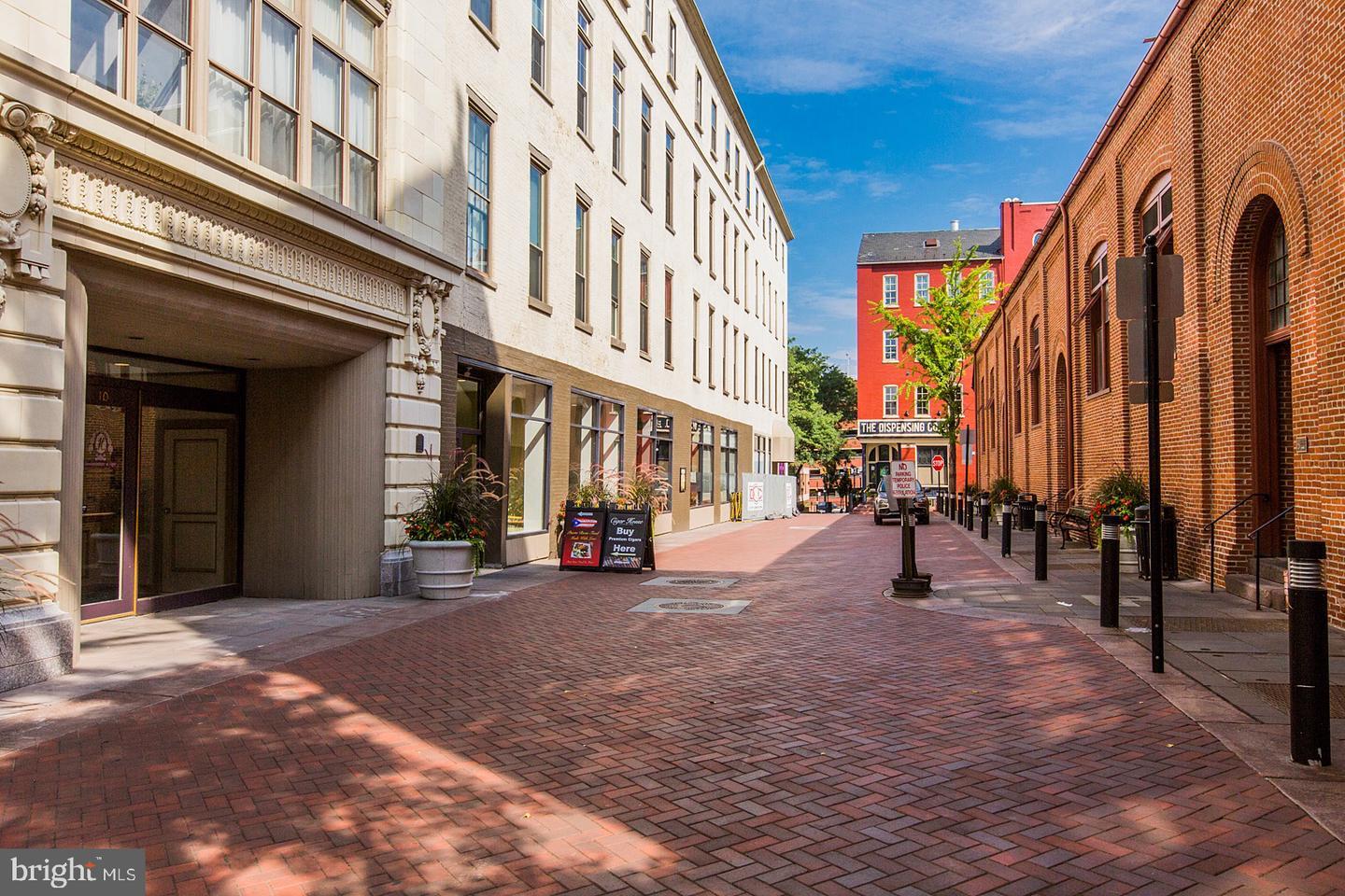 Property Photo:  10 N Market Street 306  PA 17603 