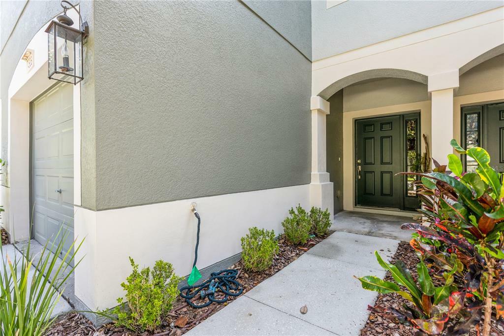 Property Photo:  4808 Barnstead Drive  FL 33578 