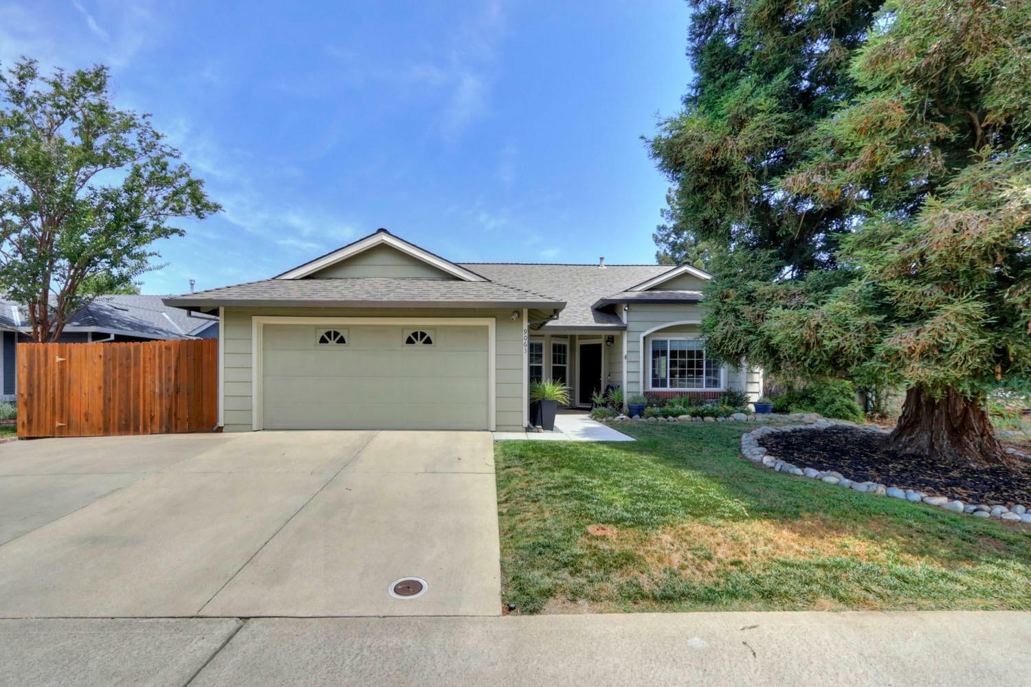 Property Photo: 9063 Mirassou Court CA 95829