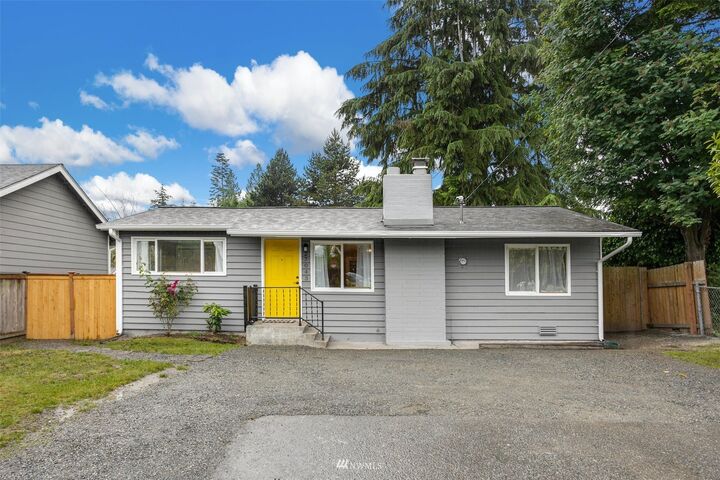 Property Photo:  27043 16th Avenue S  WA 98198 